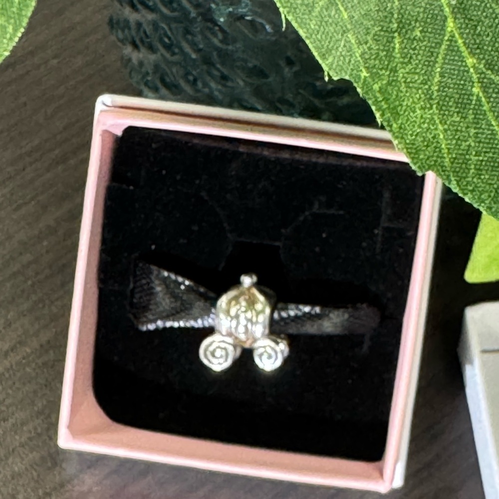 CHAMILIA STERLING SILVER 925 CINDERELLA'S COACH CARRIAGE CHARM BEAD DIS-19